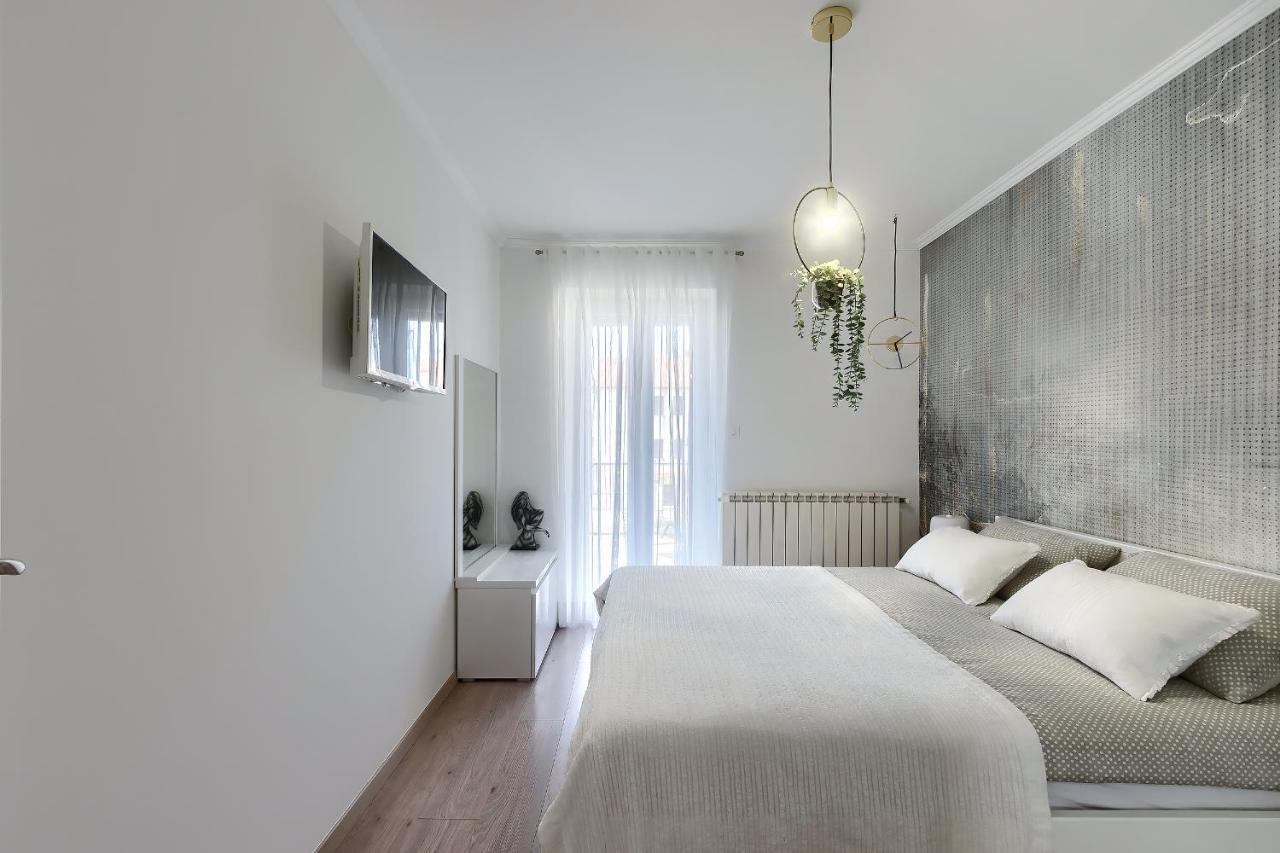 Apartments Palm View Rovinj Extérieur photo