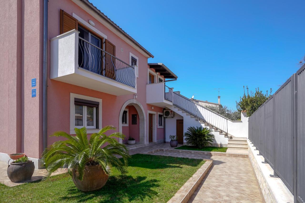 Apartments Palm View Rovinj Extérieur photo